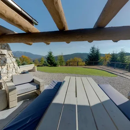 Шале Donovalley *