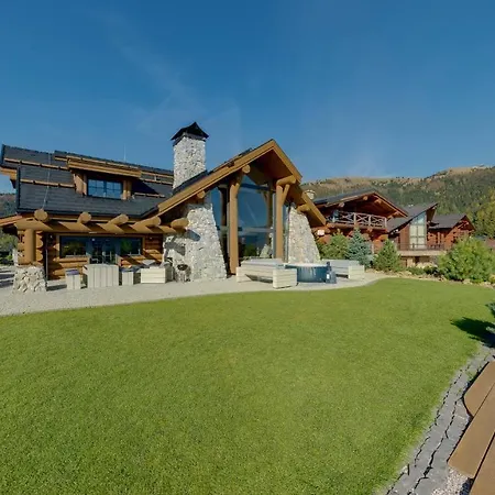 Donovalley Chalet *
